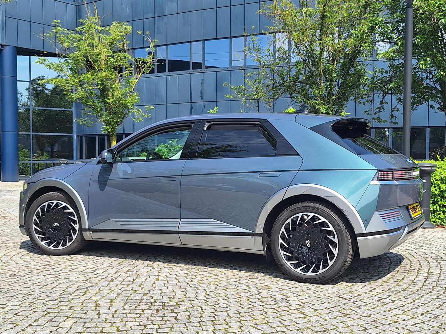 Hyundai Hyundai