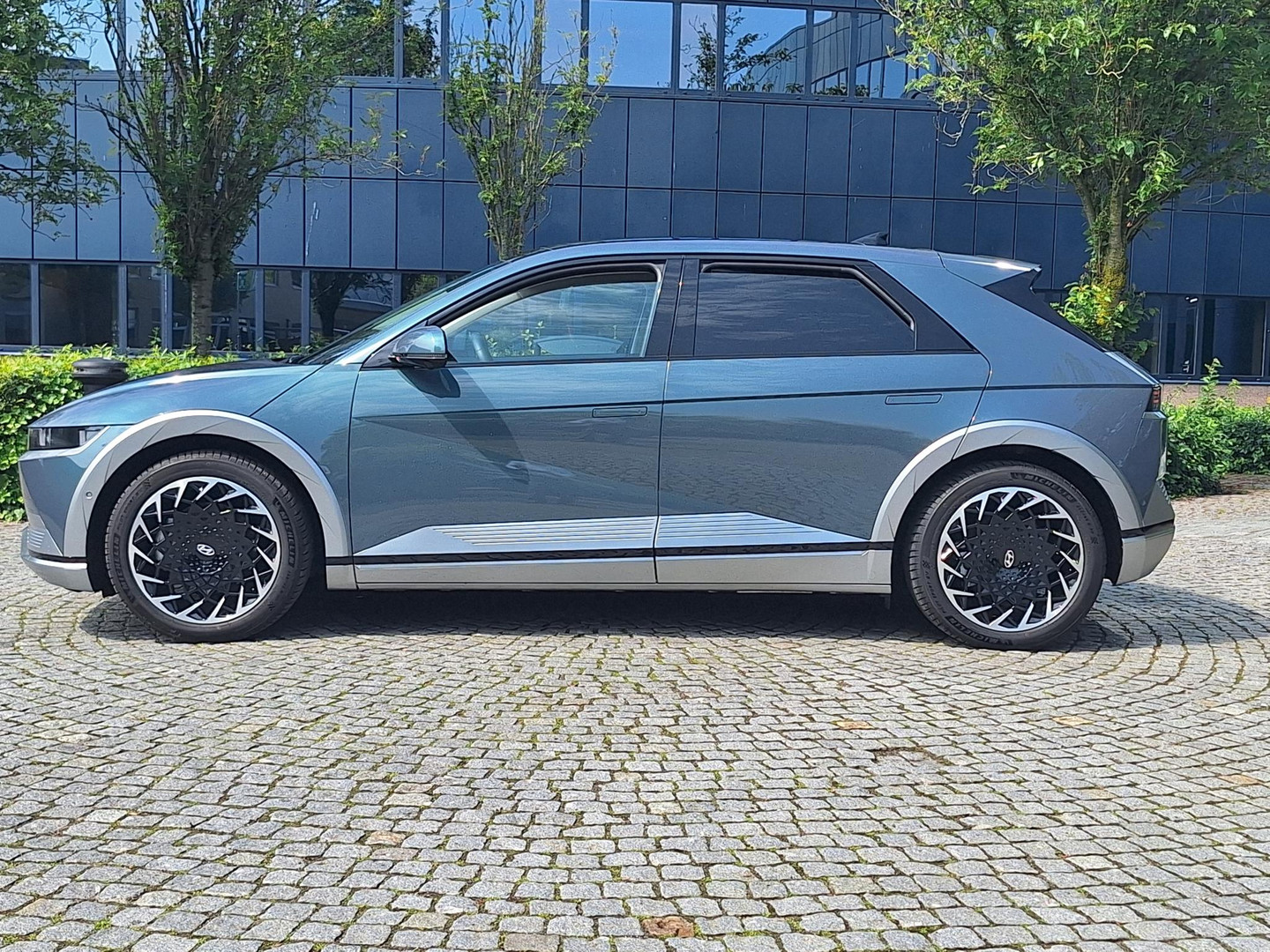 Hyundai Hyundai