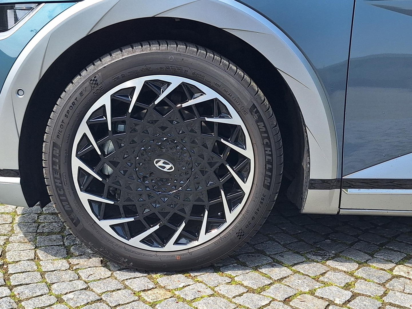 Hyundai Hyundai