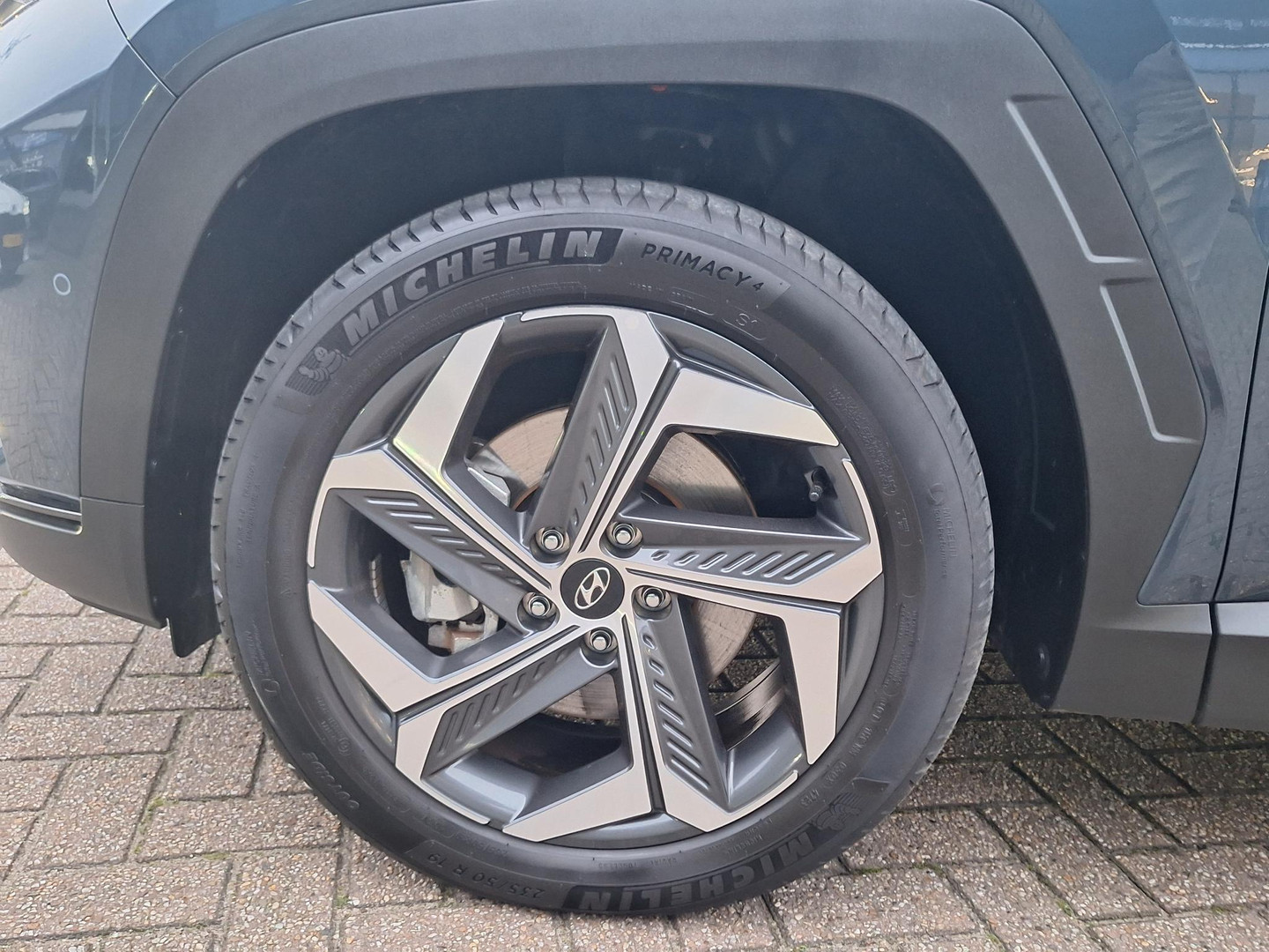 Hyundai Hyundai