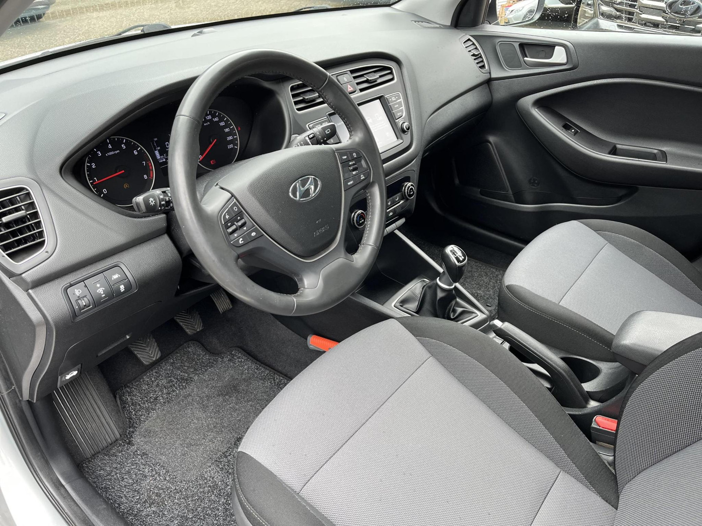 Hyundai Hyundai