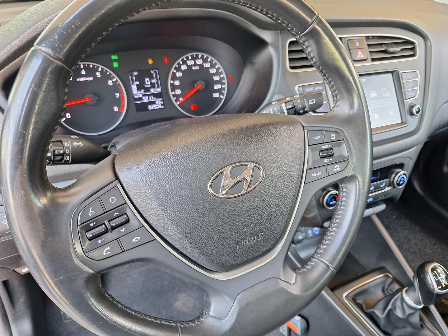 Hyundai Hyundai