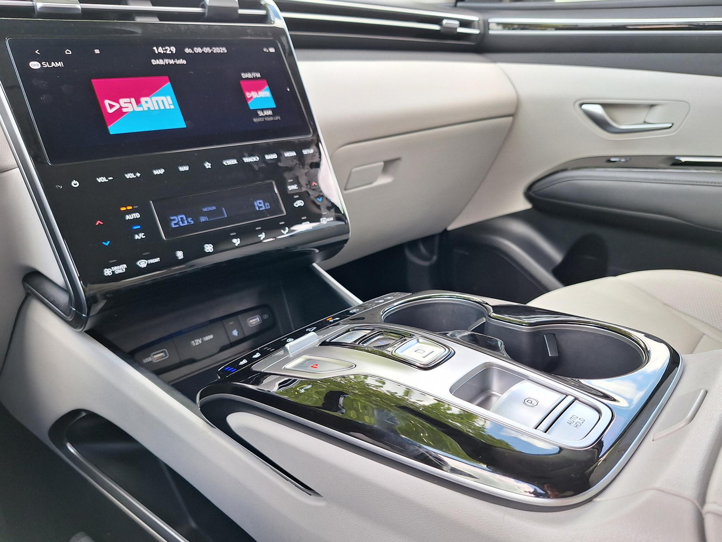 Hyundai Hyundai