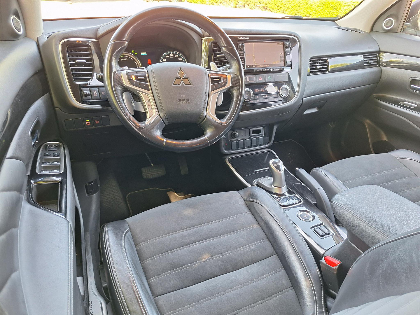 Mitsubishi Mitsubishi