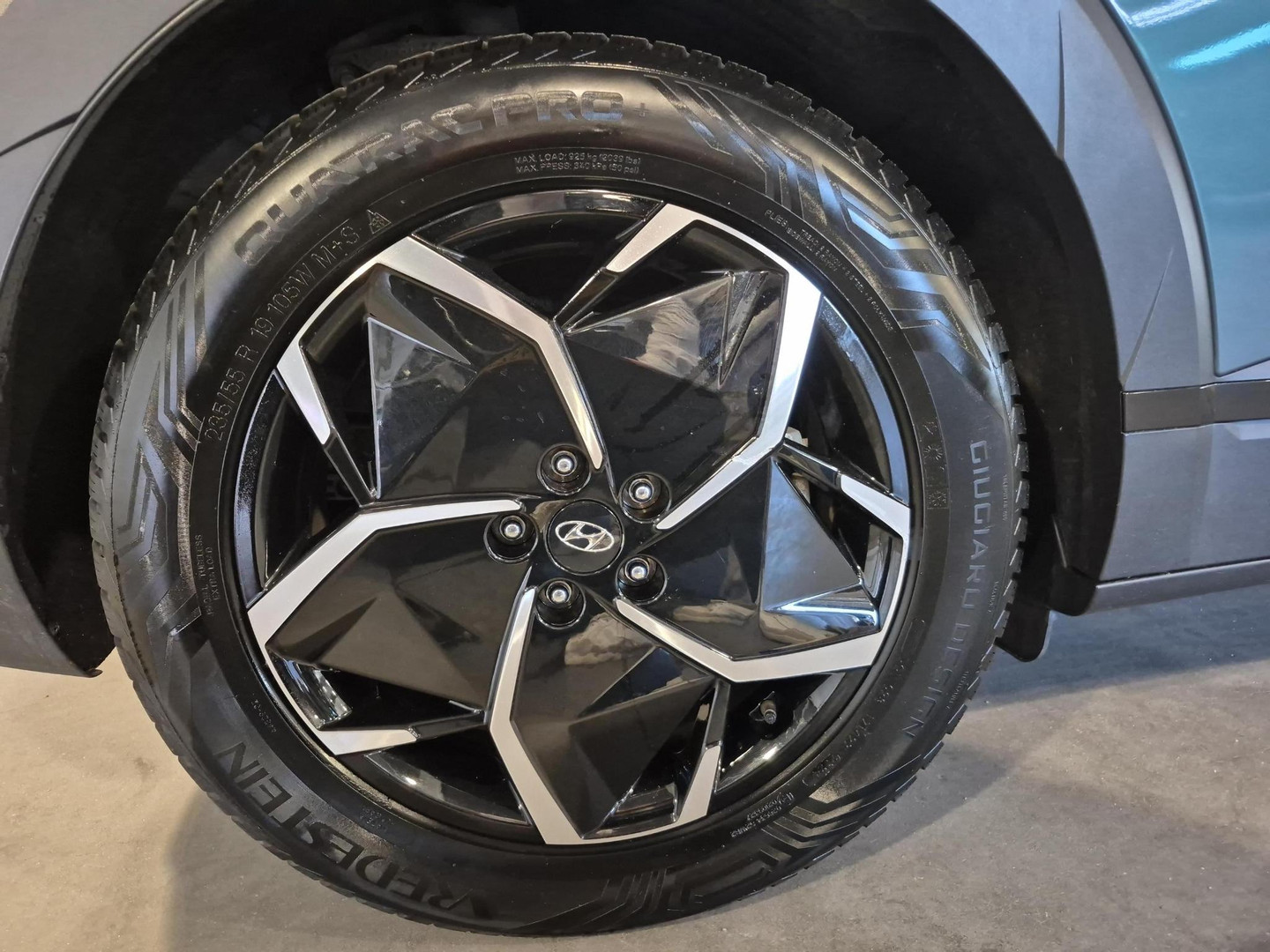 Hyundai Hyundai