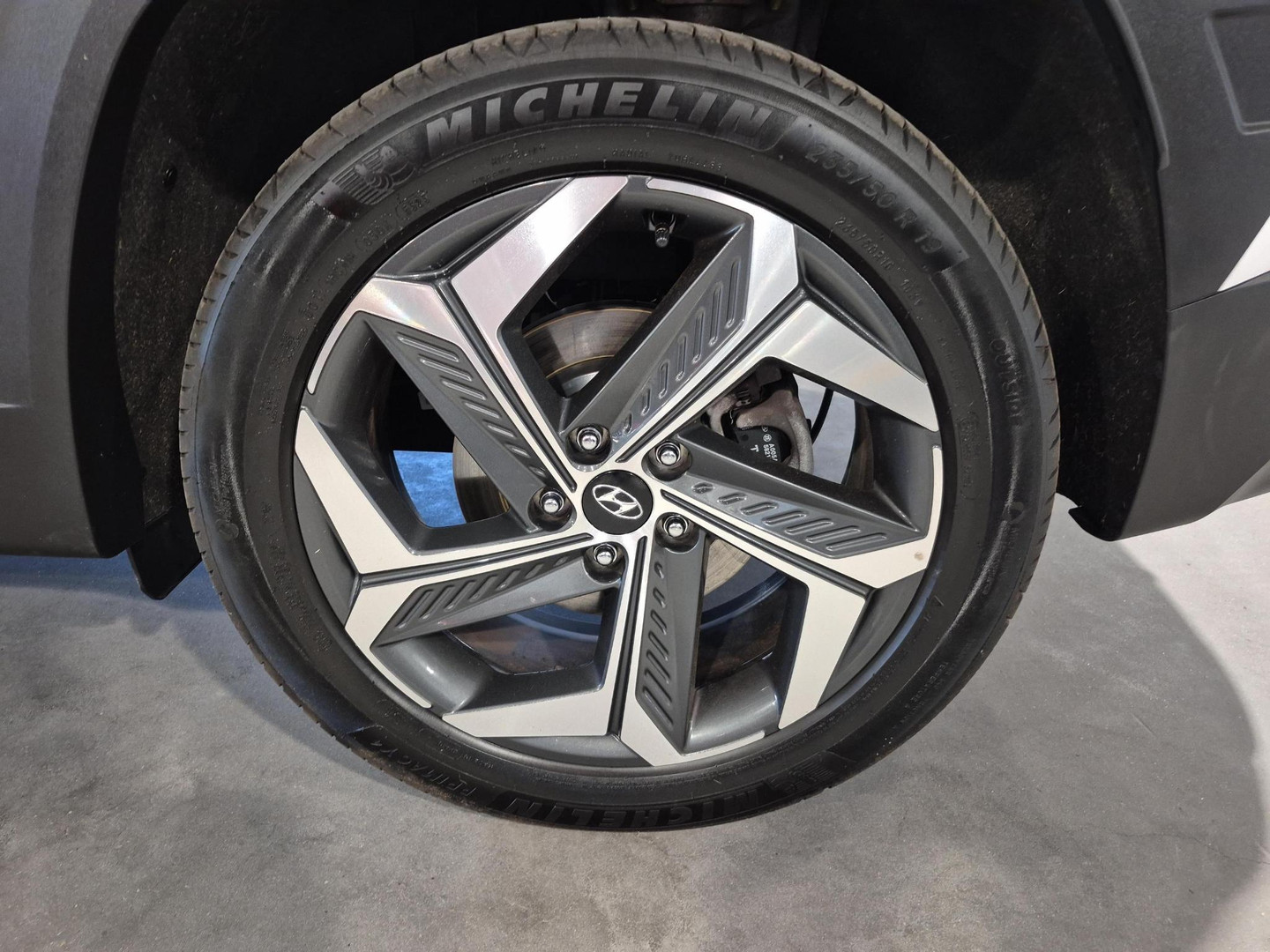Hyundai Hyundai