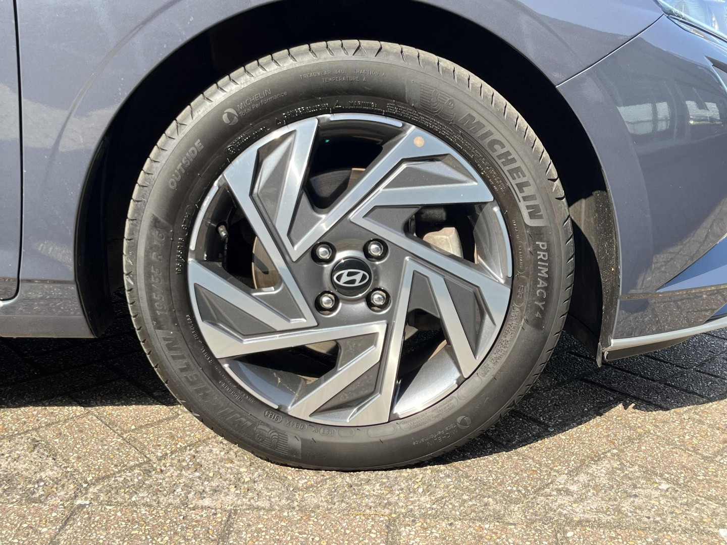 Hyundai Hyundai