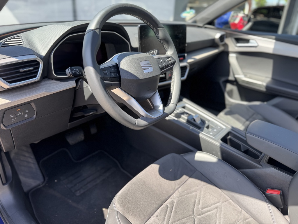 SEAT SEAT
