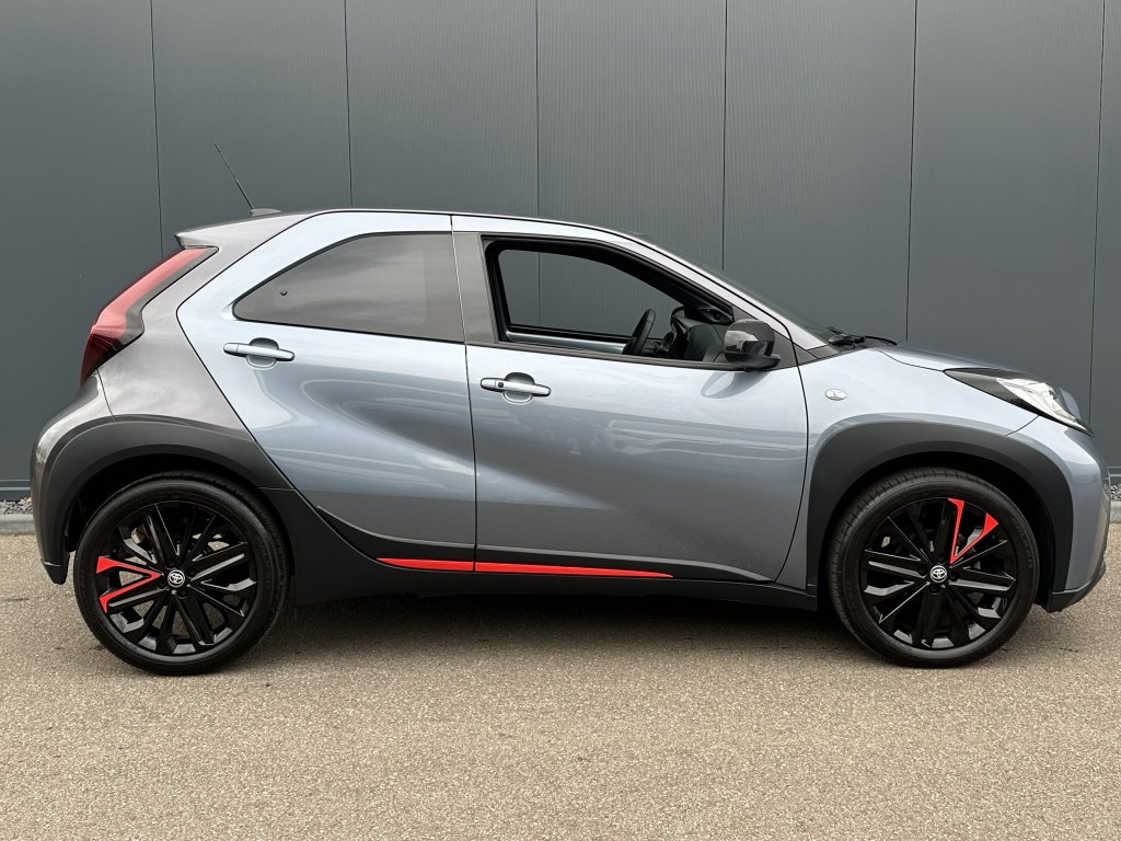 Toyota Toyota