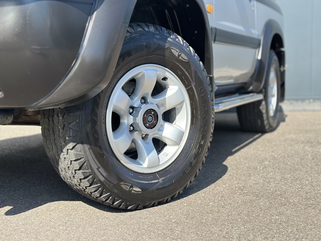 Nissan Nissan
