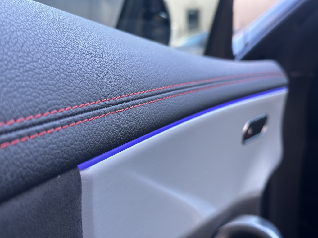 Mercedes-Benz Mercedes-Benz