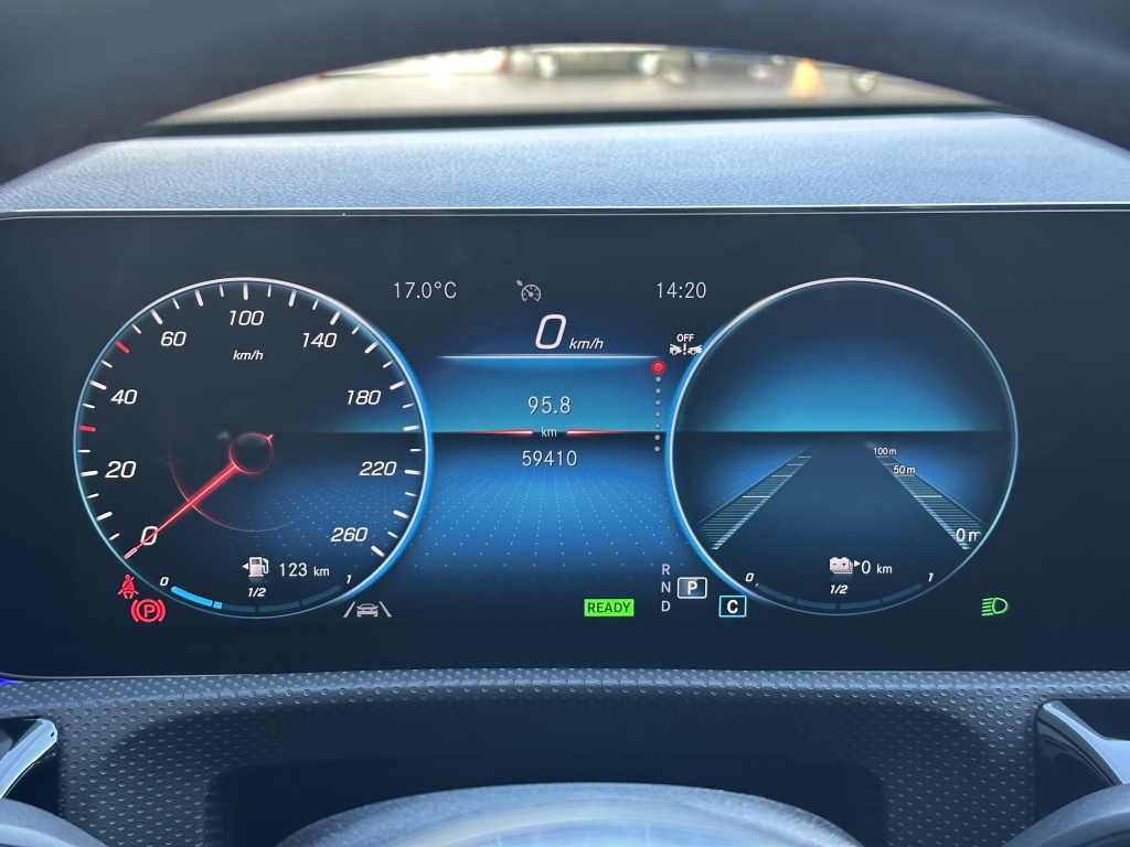 Mercedes-Benz Mercedes-Benz