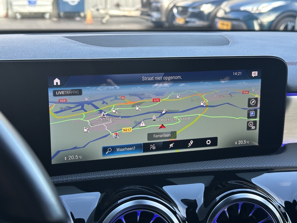 Mercedes-Benz Mercedes-Benz