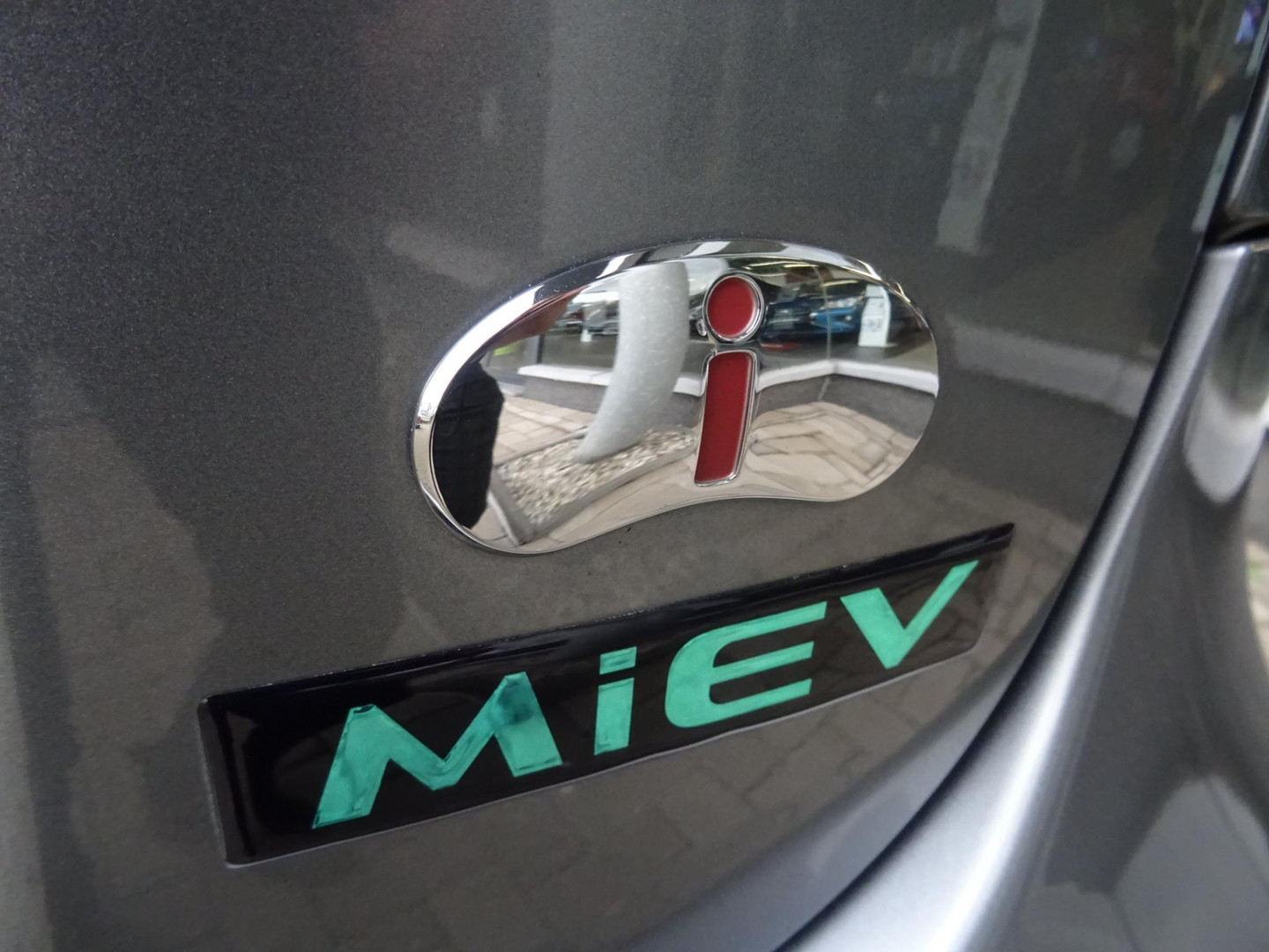 Mitsubishi Mitsubishi