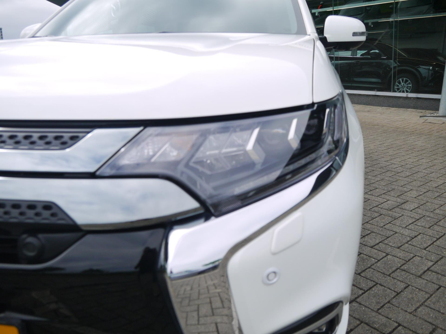 Mitsubishi Mitsubishi