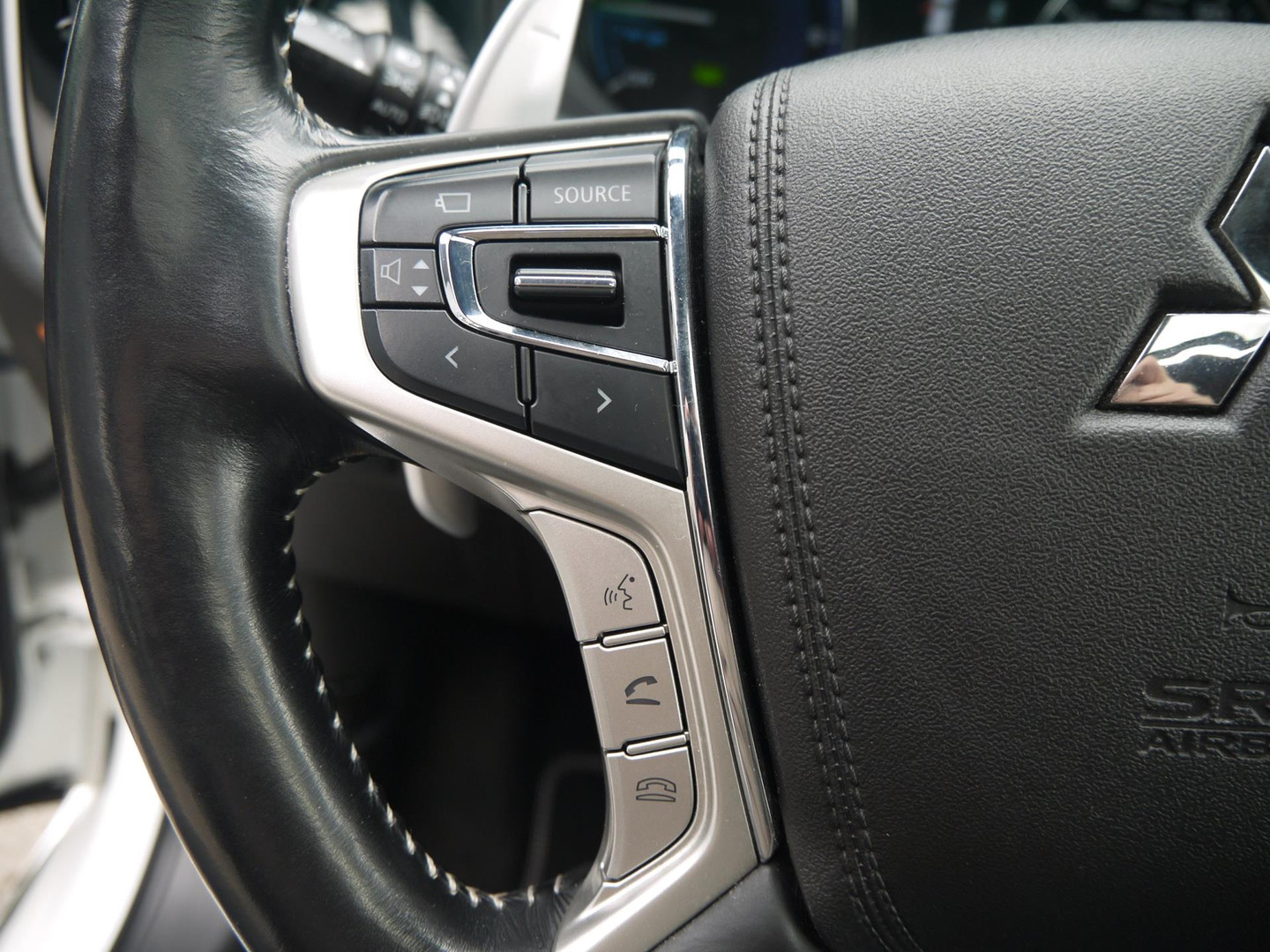 Mitsubishi Mitsubishi