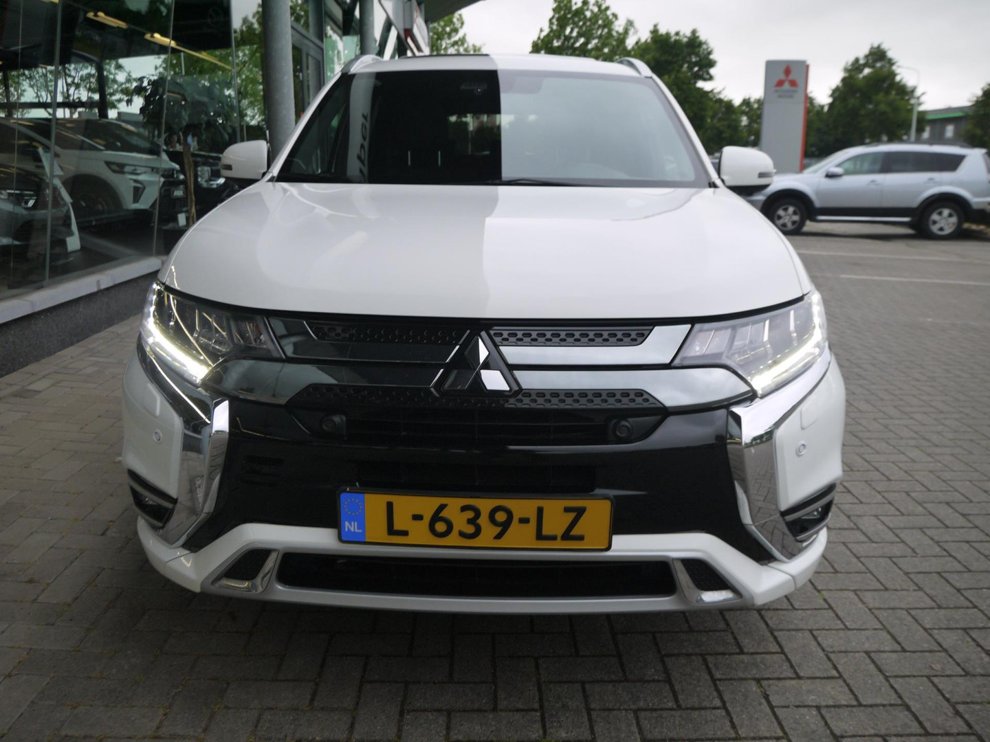 Mitsubishi Mitsubishi