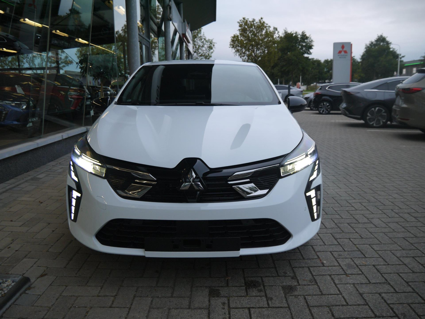 Mitsubishi Mitsubishi