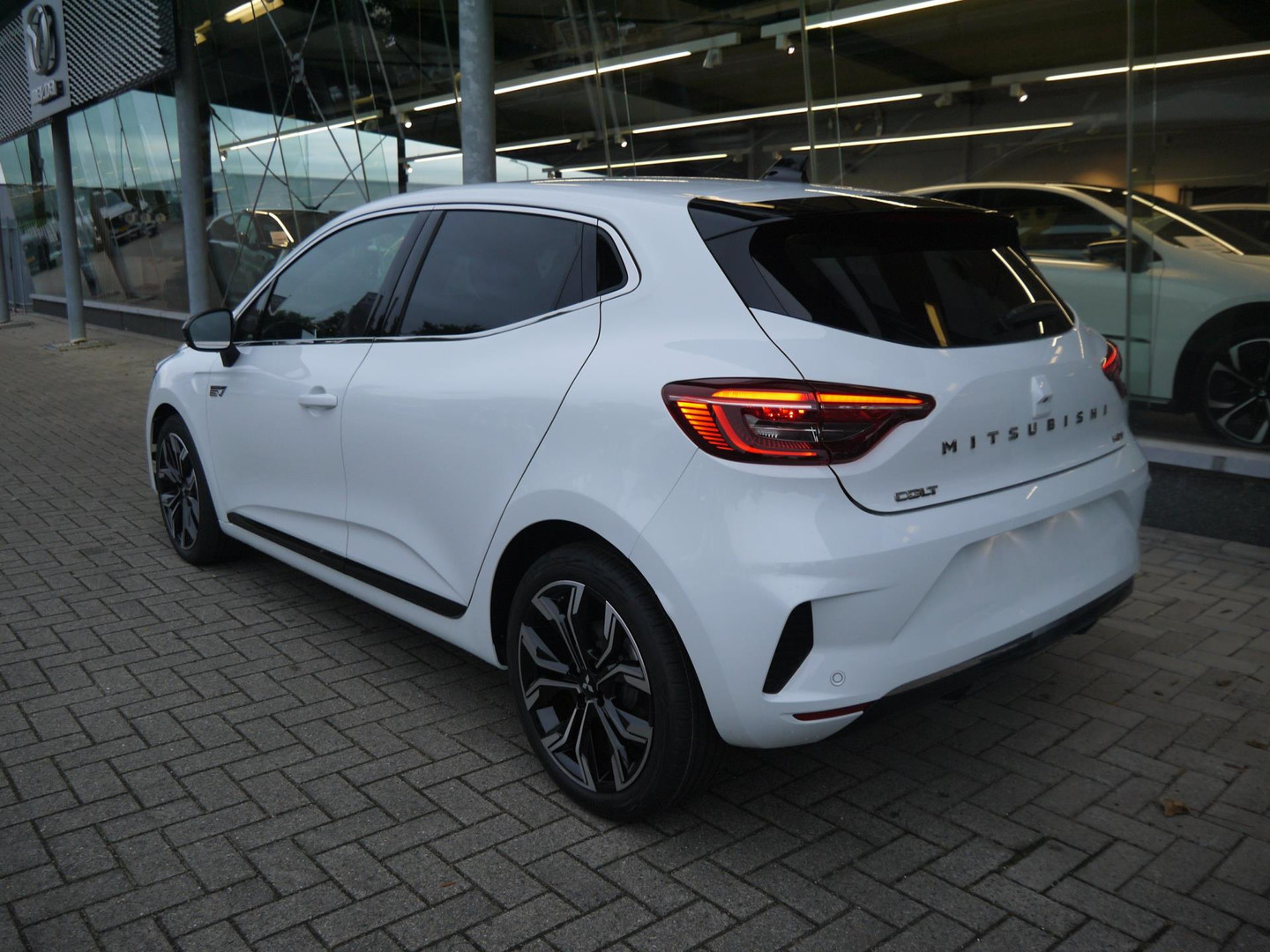 Mitsubishi Mitsubishi