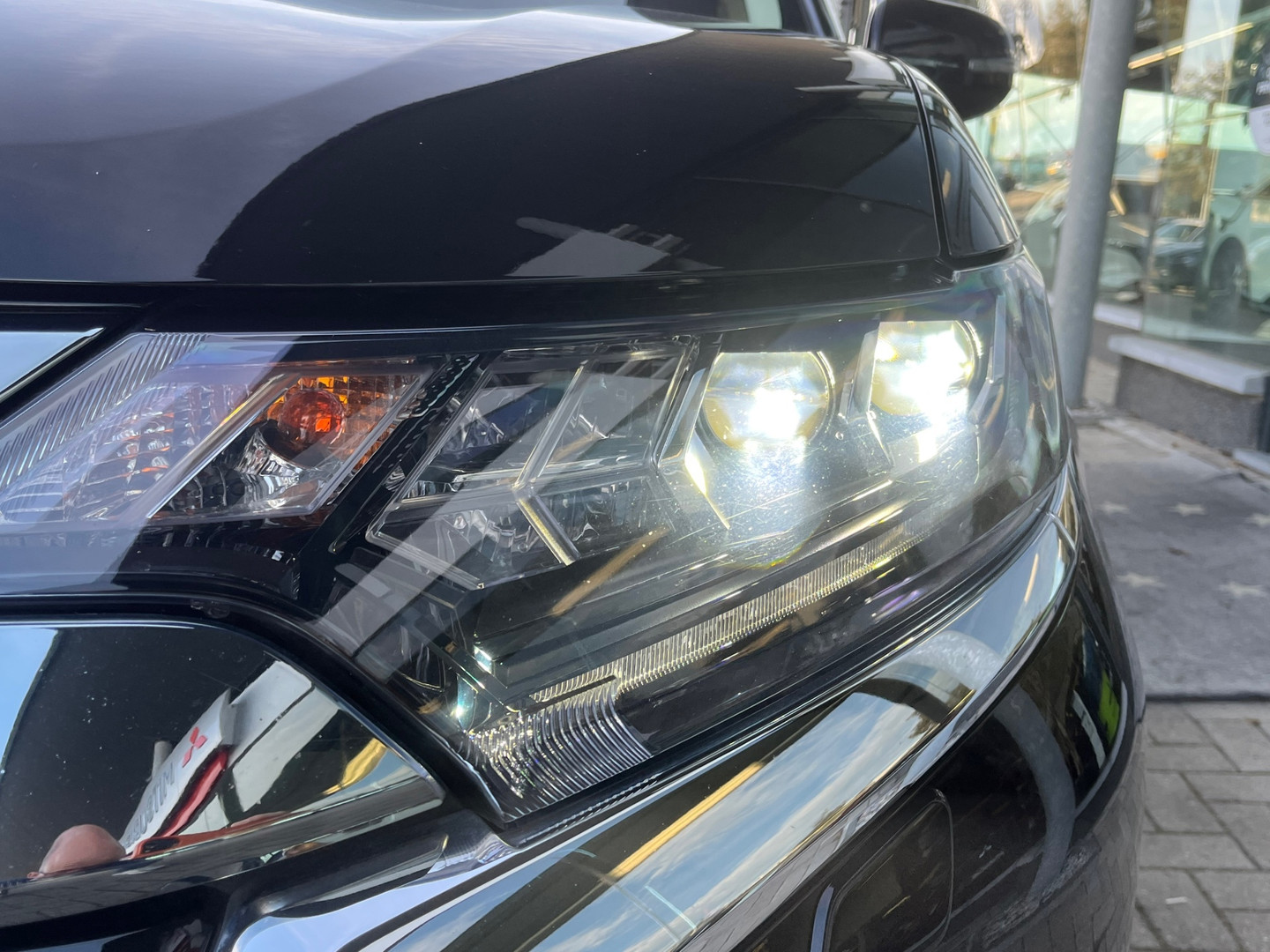 Mitsubishi Mitsubishi