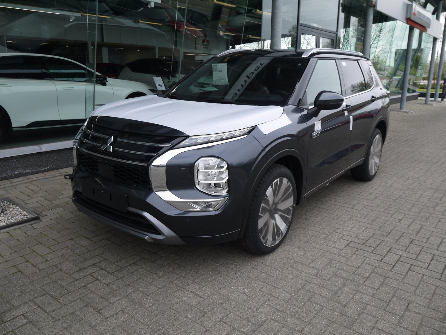 Mitsubishi Mitsubishi