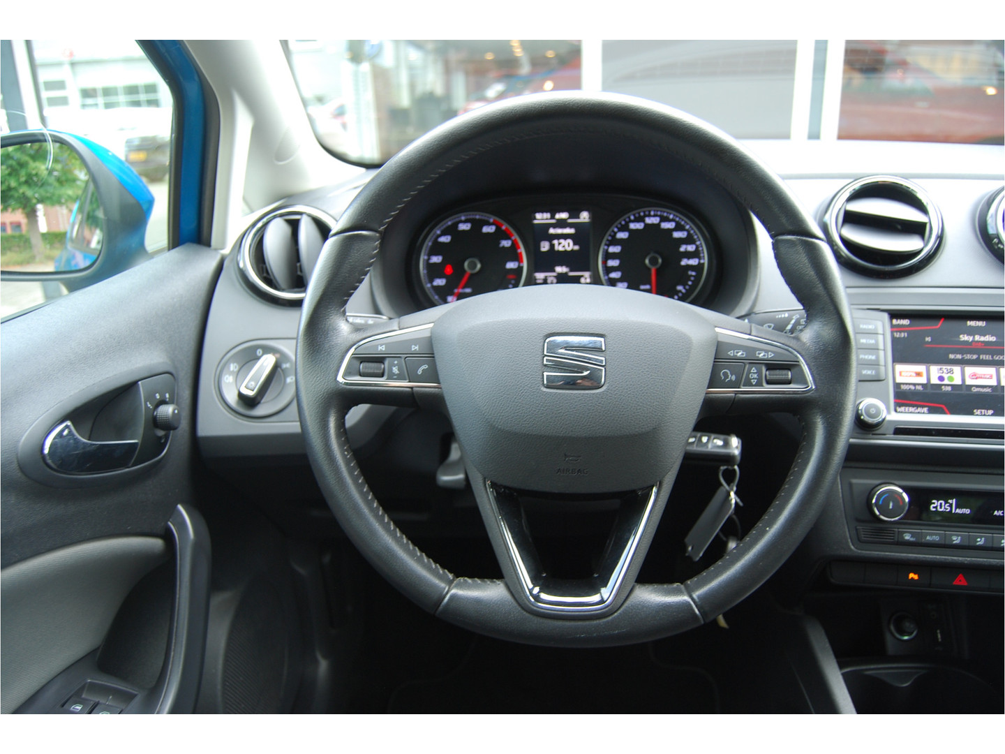 SEAT