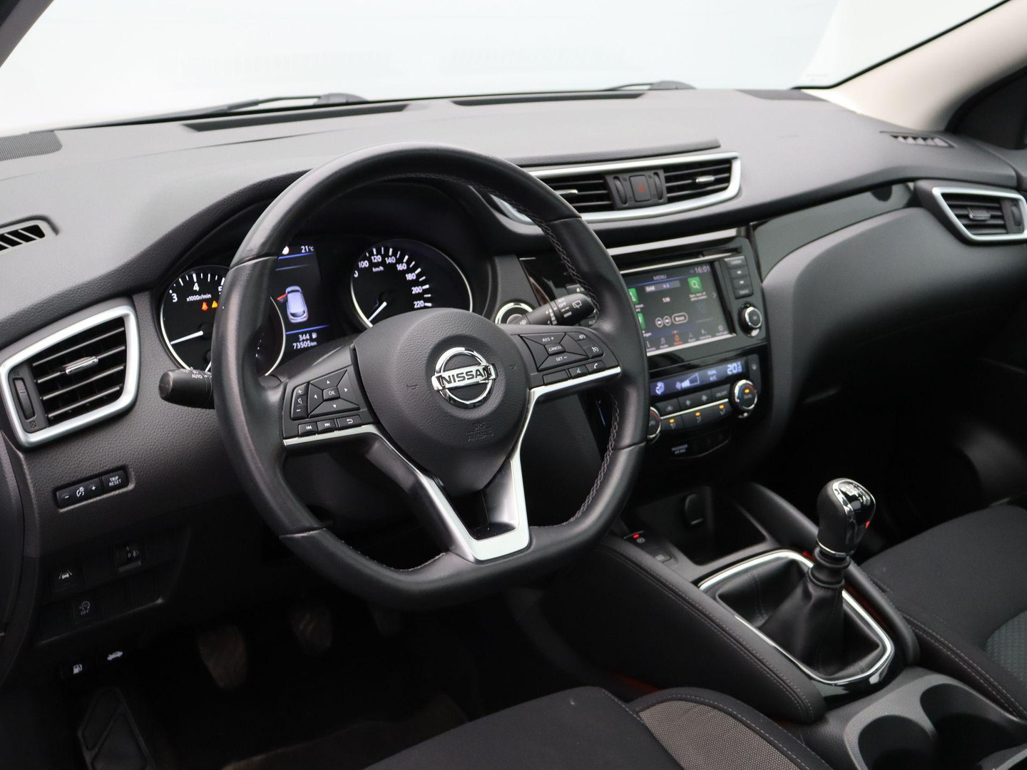 Nissan Nissan
