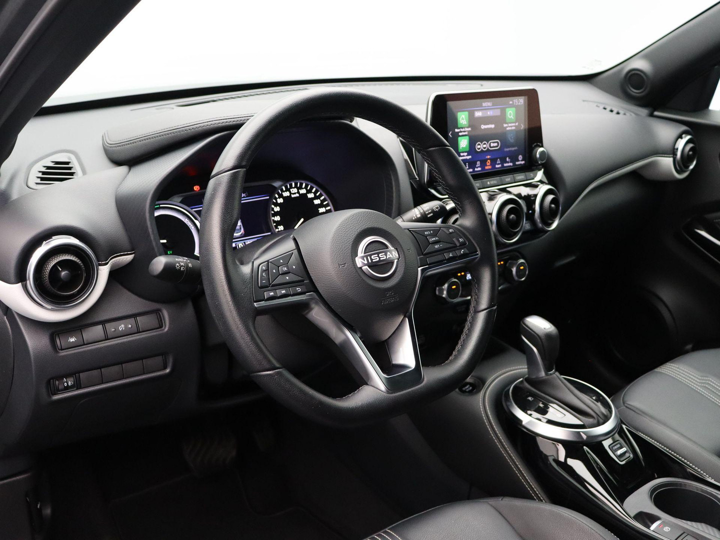 Nissan Nissan