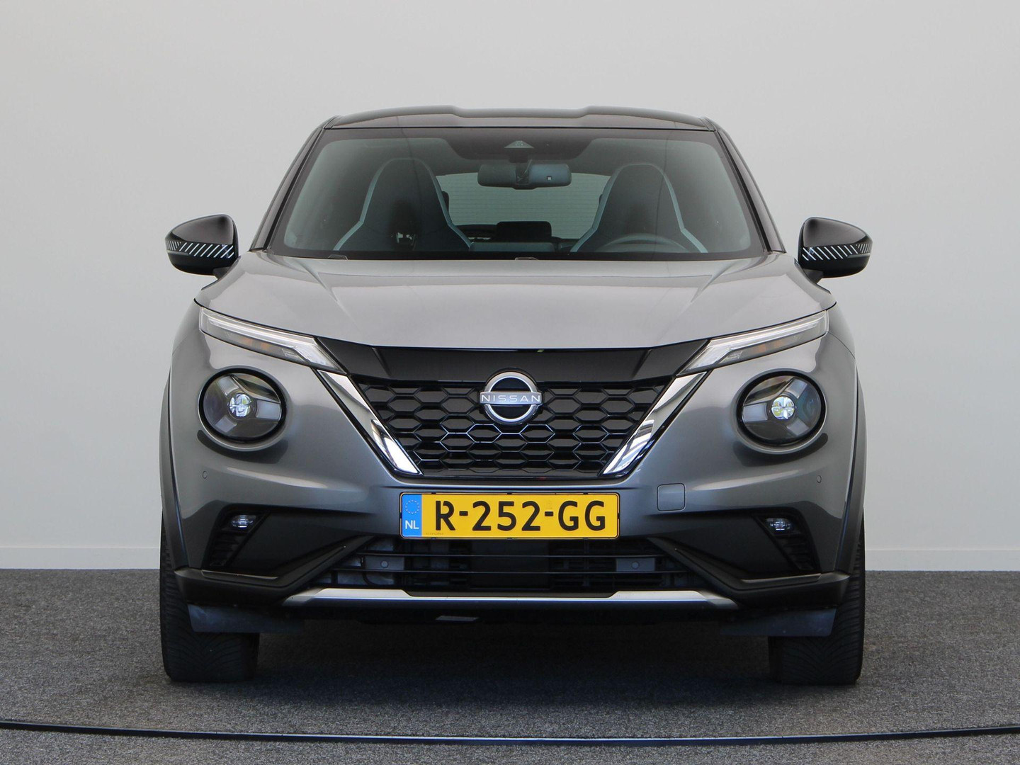 Nissan Nissan