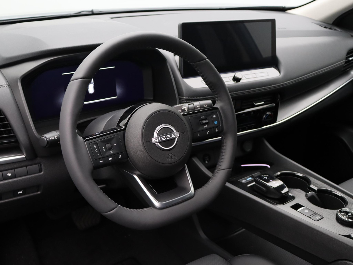 Nissan Nissan