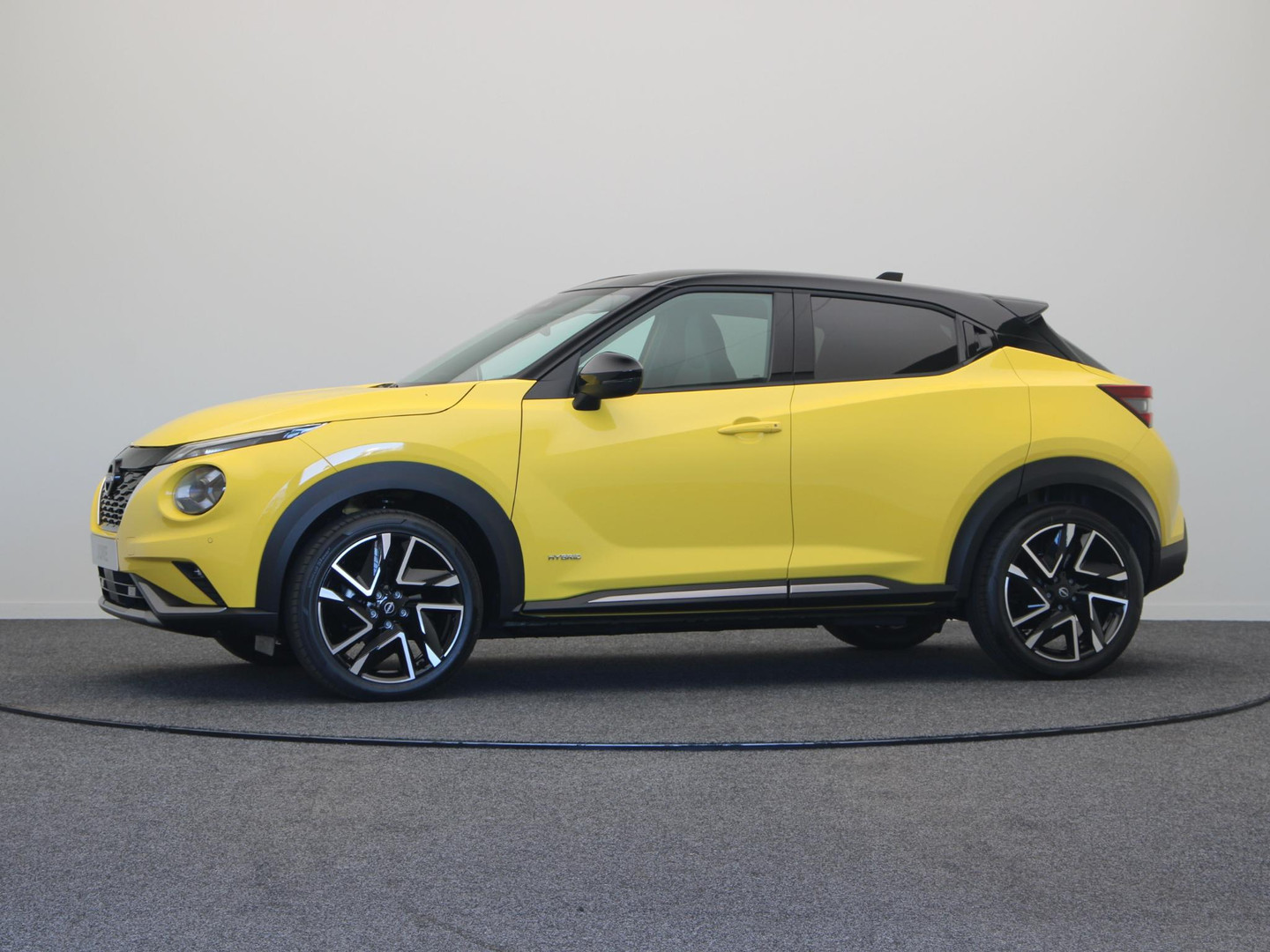 Nissan Nissan