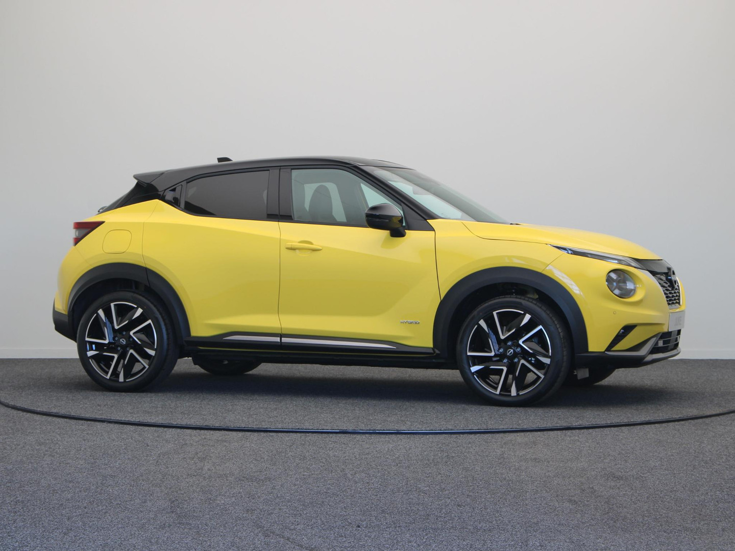 Nissan Nissan