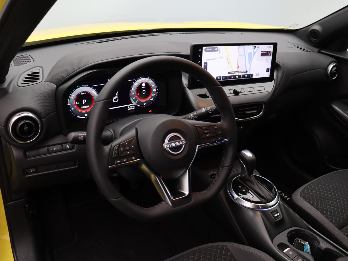 Nissan Nissan