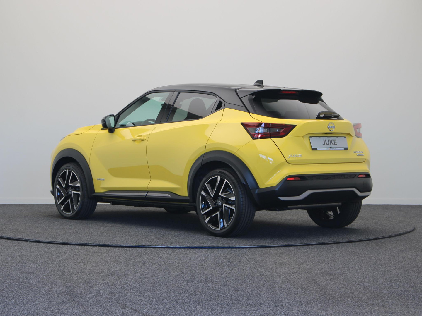 Nissan Nissan