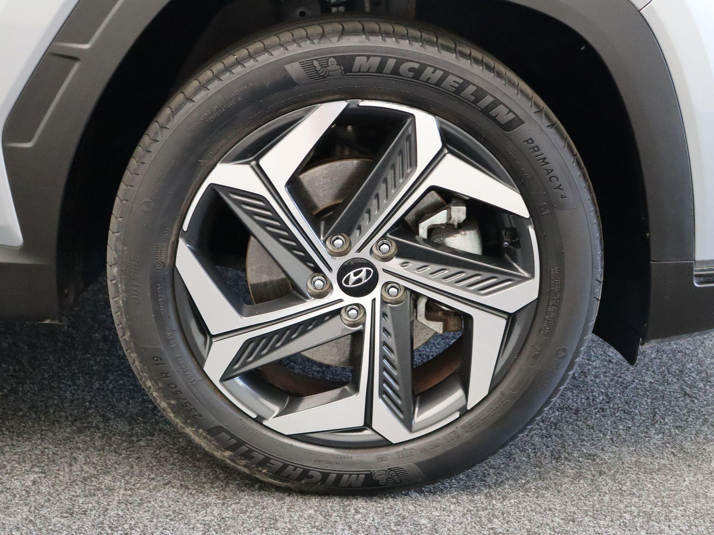 Hyundai Hyundai