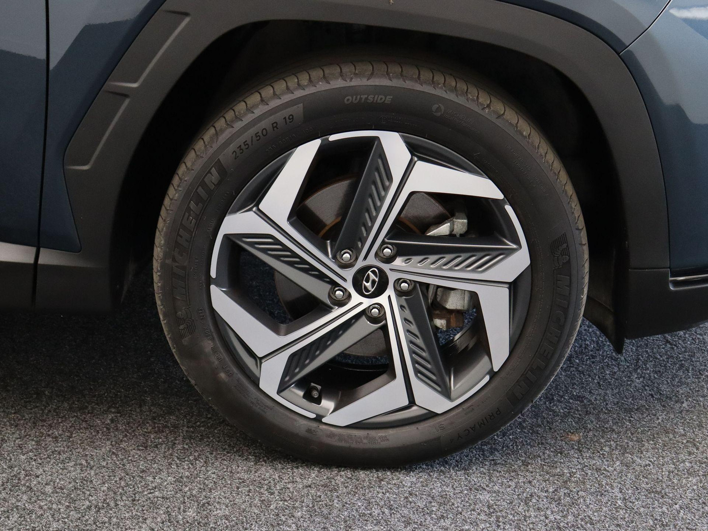 Hyundai Hyundai