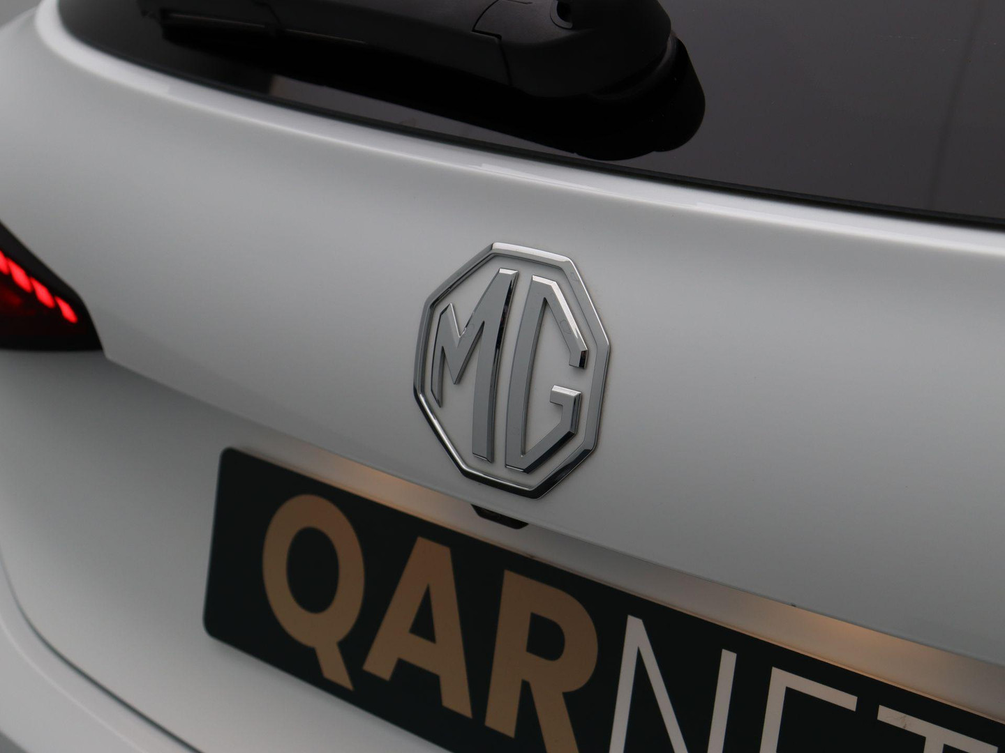 MG