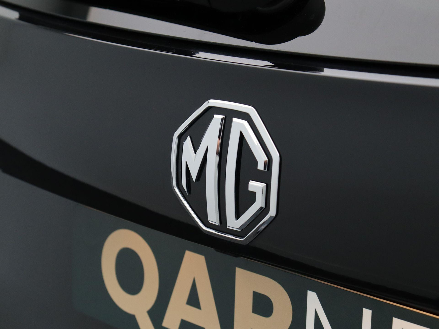 MG MG
