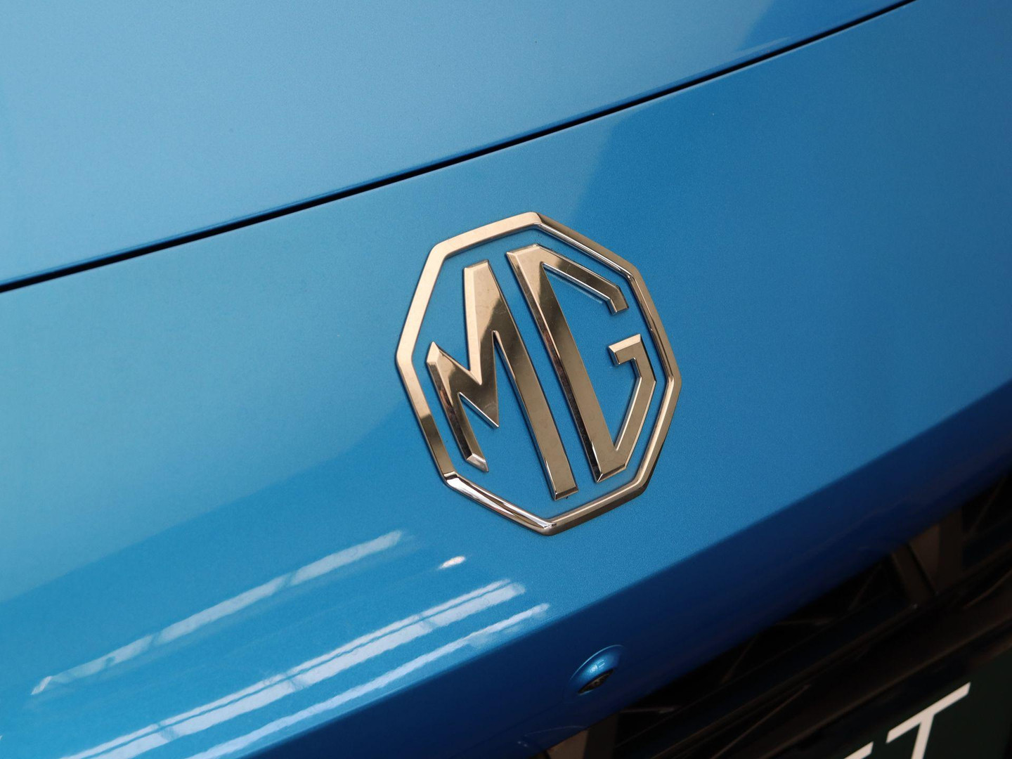 MG MG