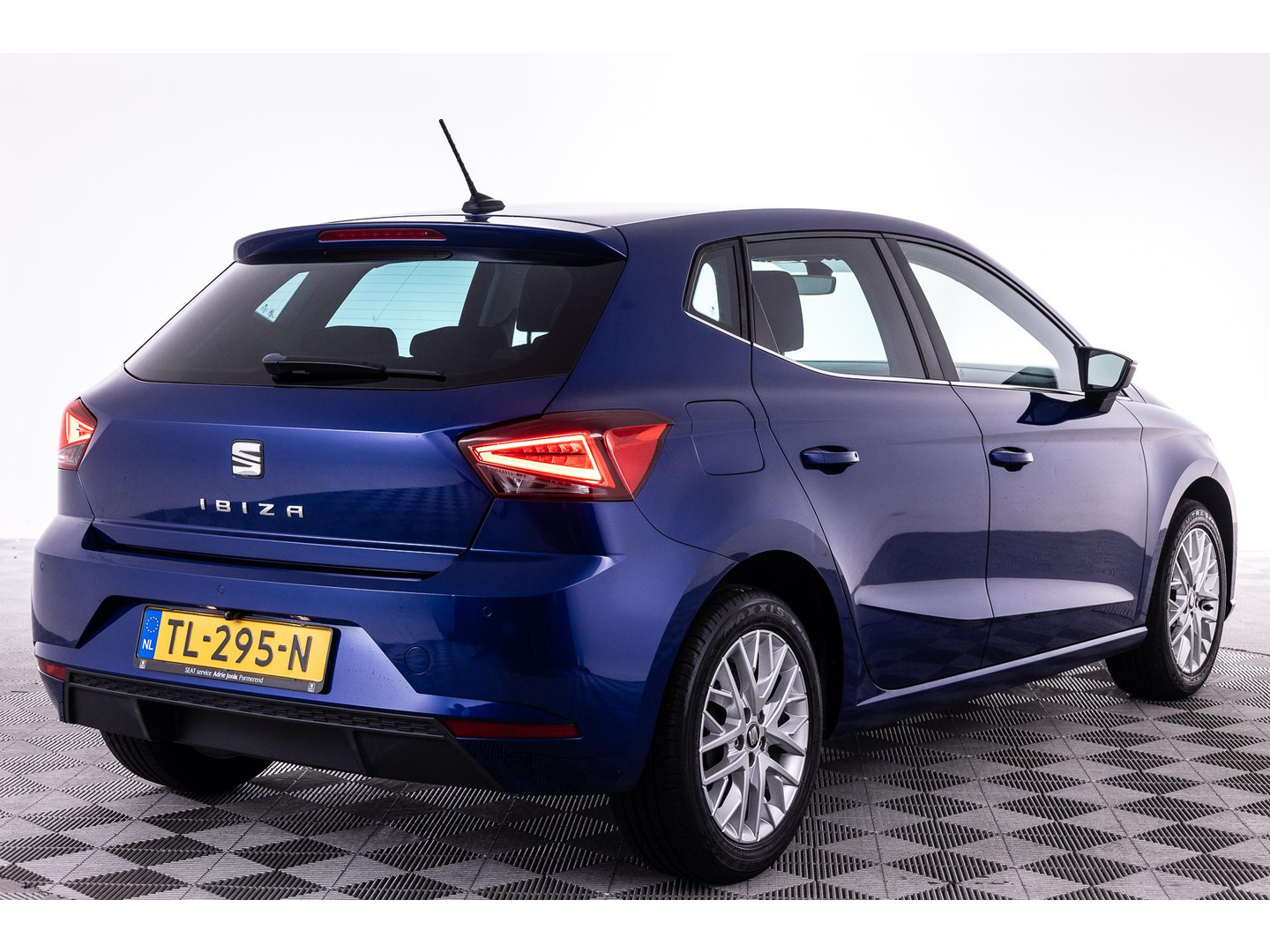 SEAT