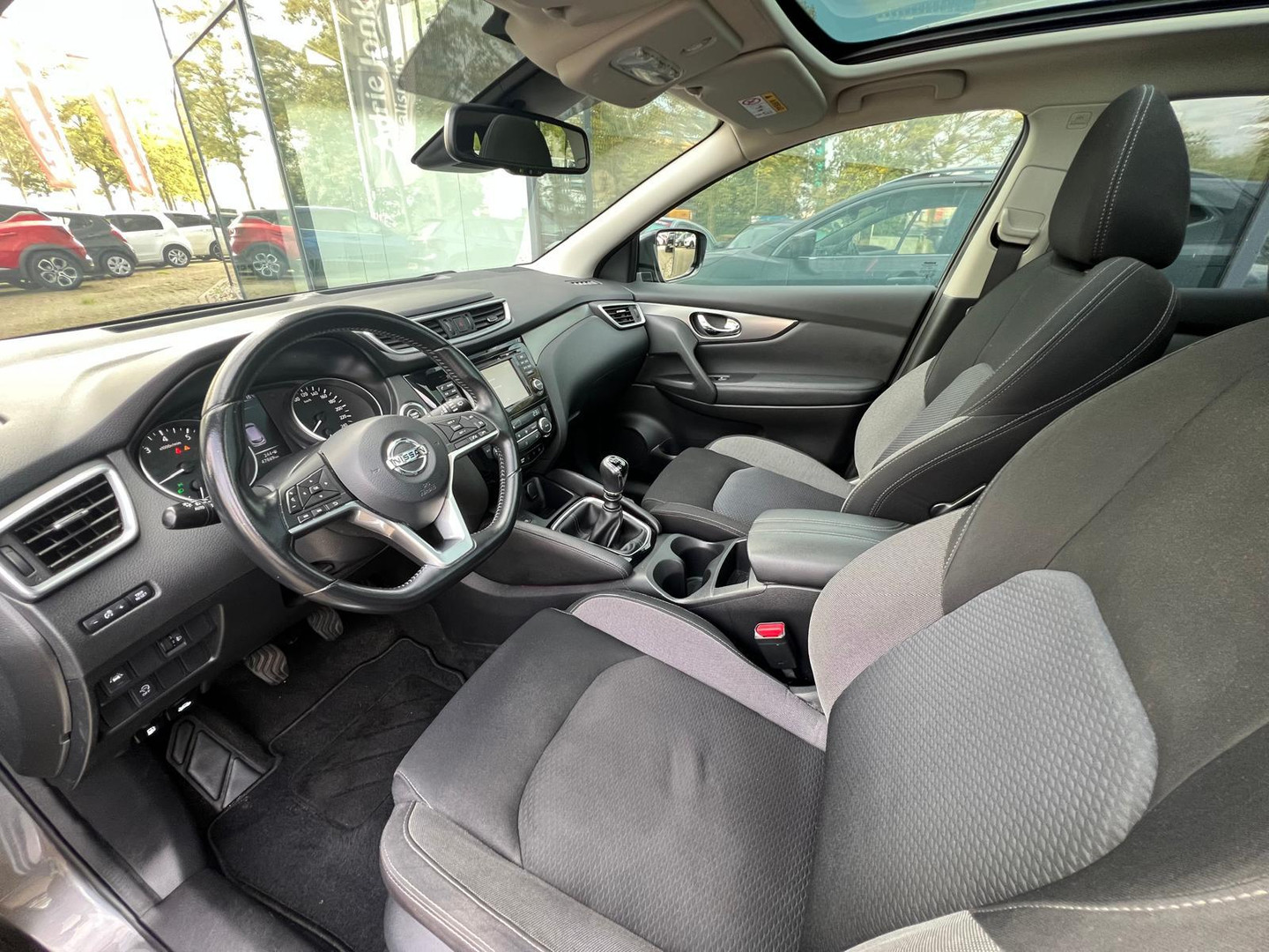 Nissan Nissan