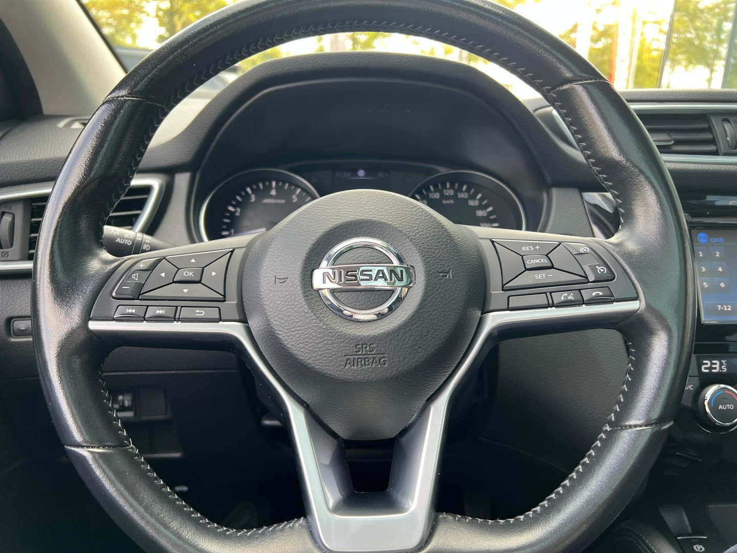 Nissan Nissan