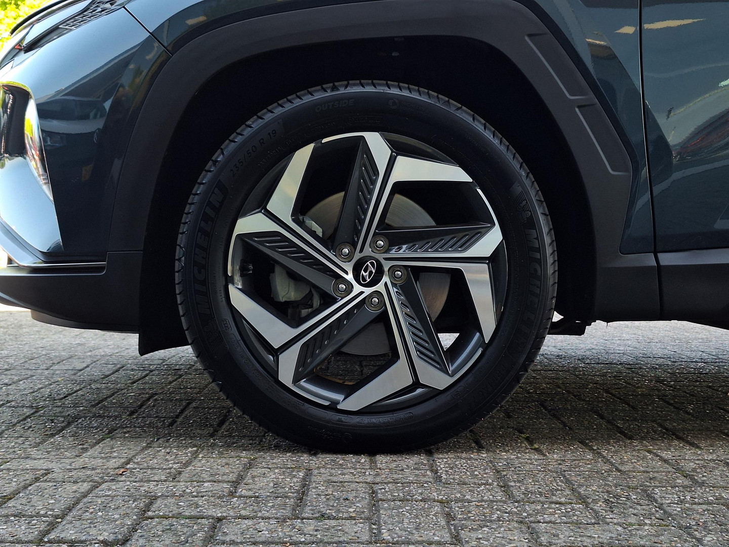 Hyundai Hyundai