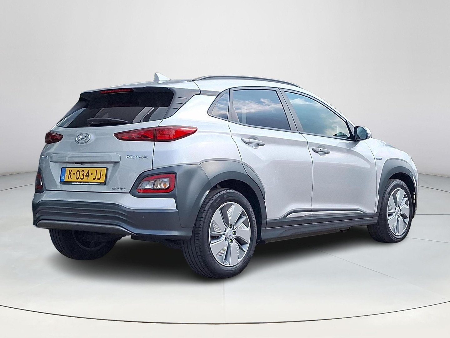 Hyundai Hyundai