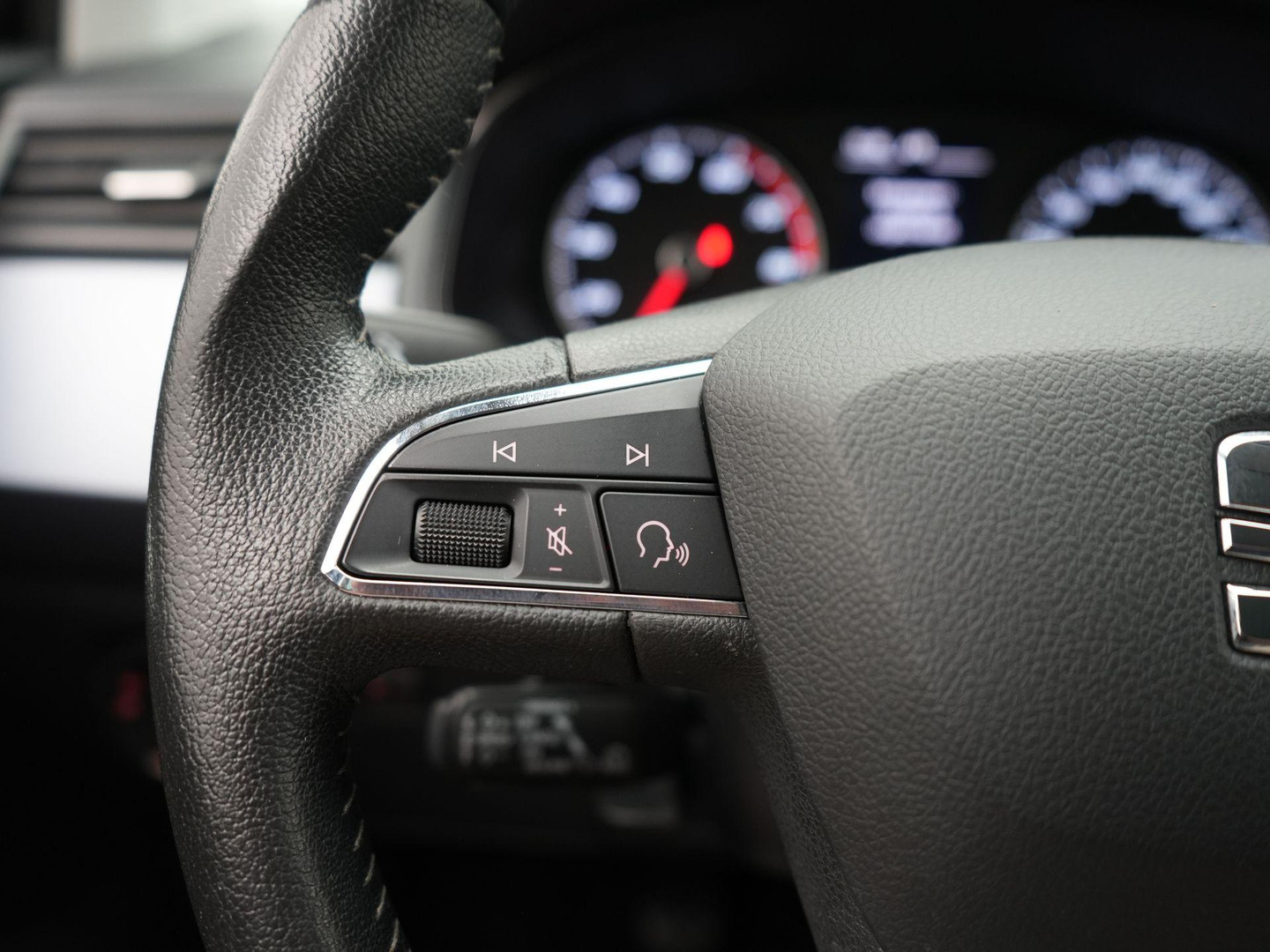 SEAT SEAT