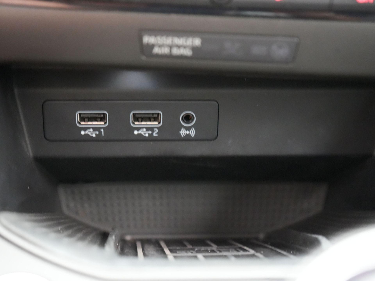 SEAT SEAT