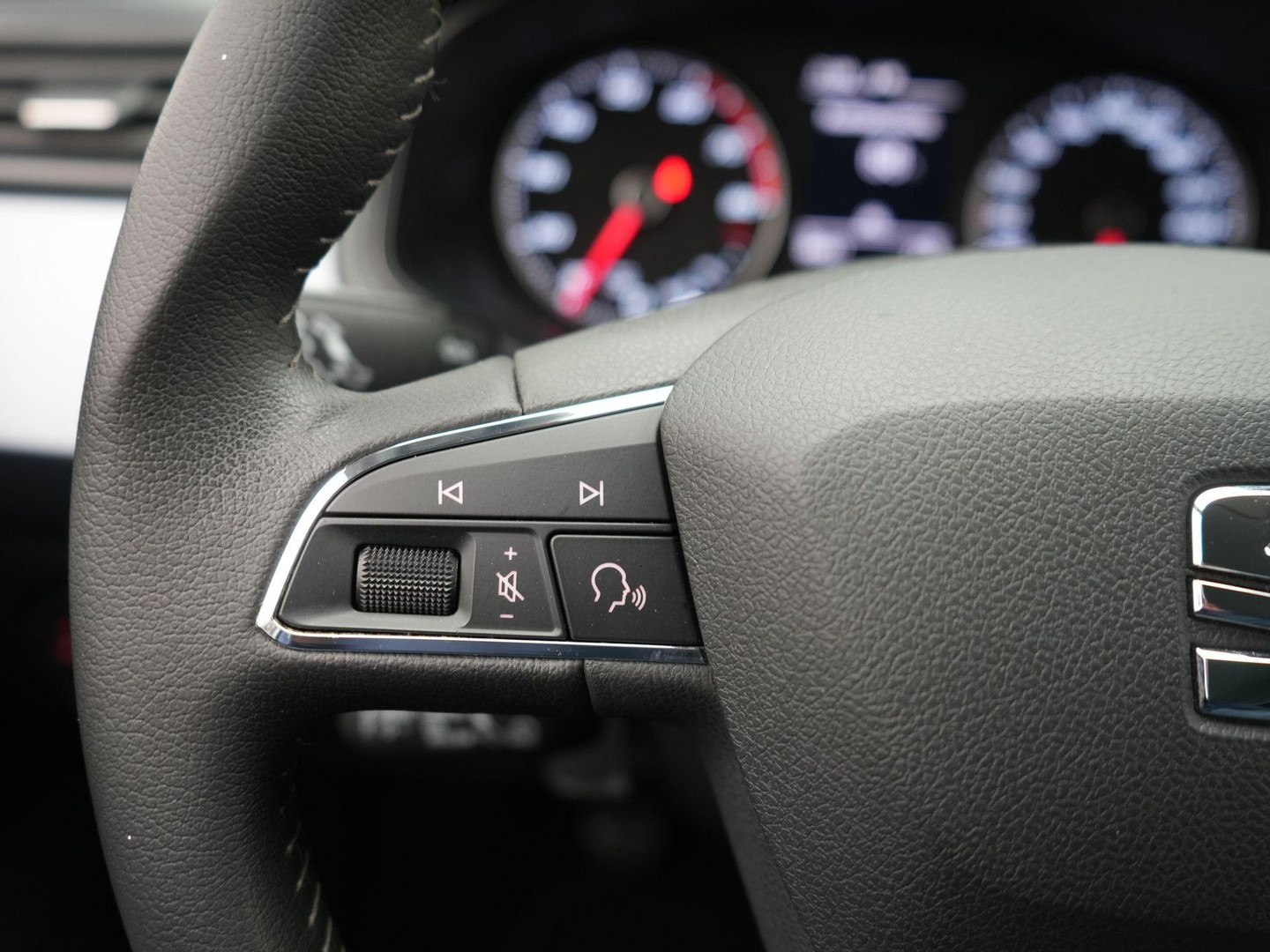 SEAT SEAT