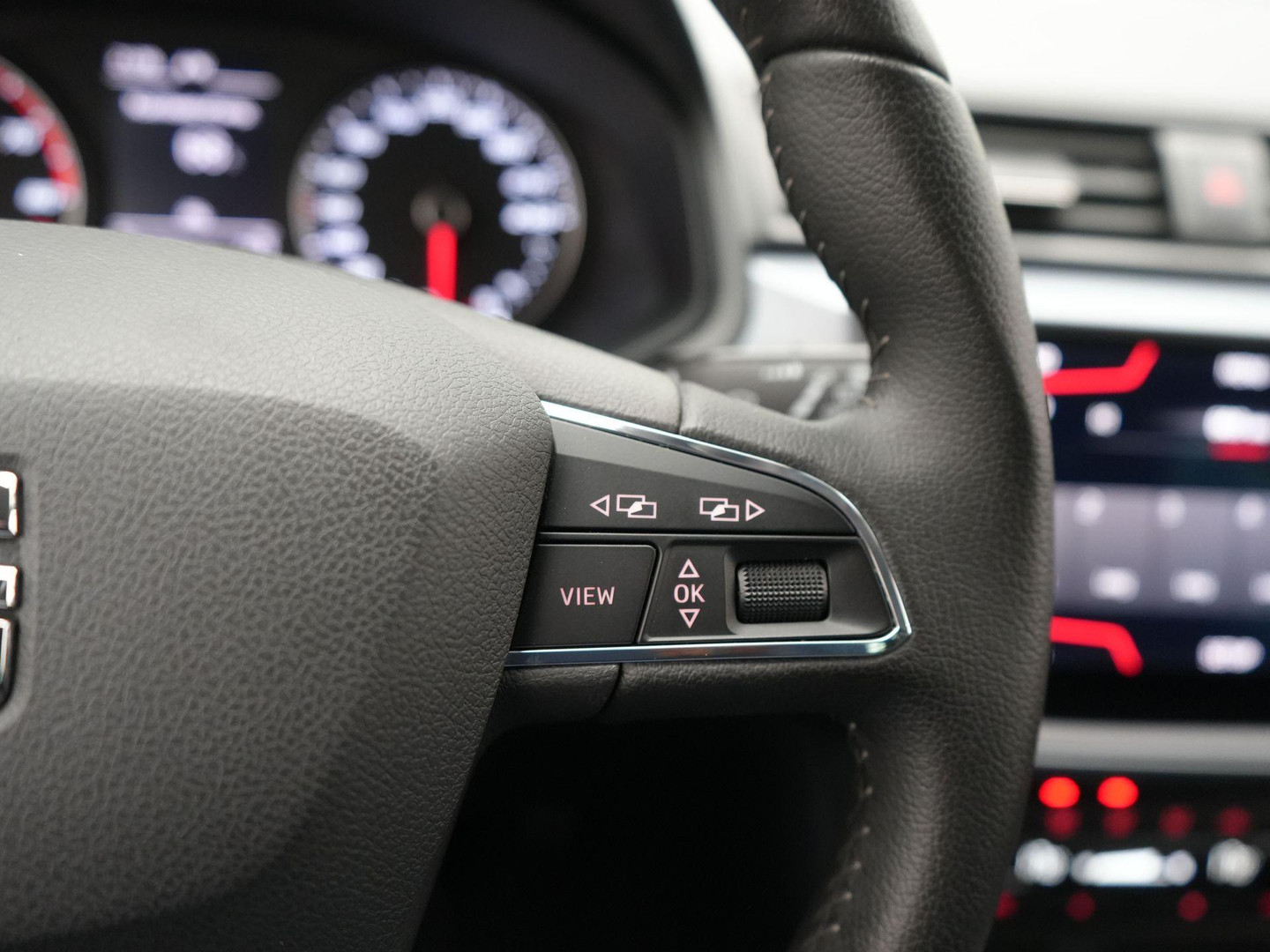 SEAT SEAT