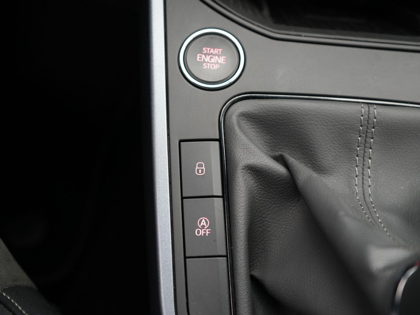 SEAT SEAT