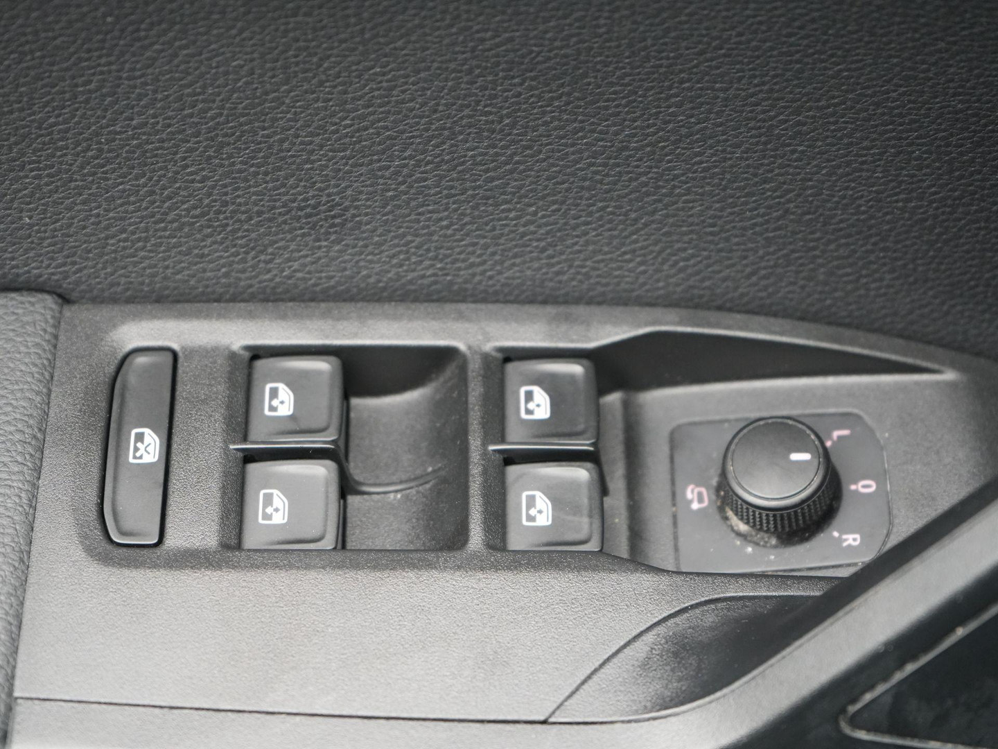 SEAT SEAT
